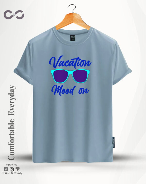 Customize - T-Shirt - Vacation Mode On